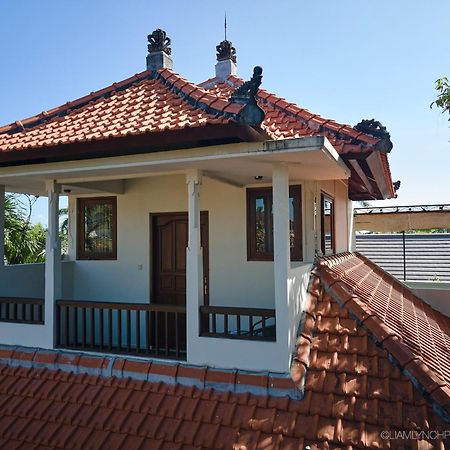 Villa Sunny Seminyak Buitenkant foto
